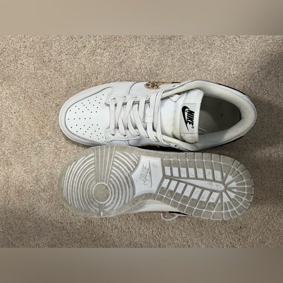 Nike dunk low see primal white size 10 women- 42 great condition worn 3 times - Picture 3 of 4